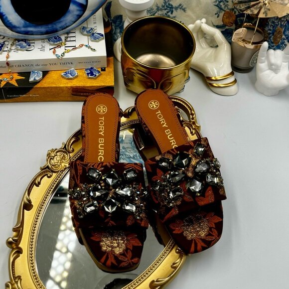 🆕 TORY BURCH 🧿 NWOT Martine 25mm Slide, Burgundy & Gold Jacquard, Sz 7 - Picture 3 of 16